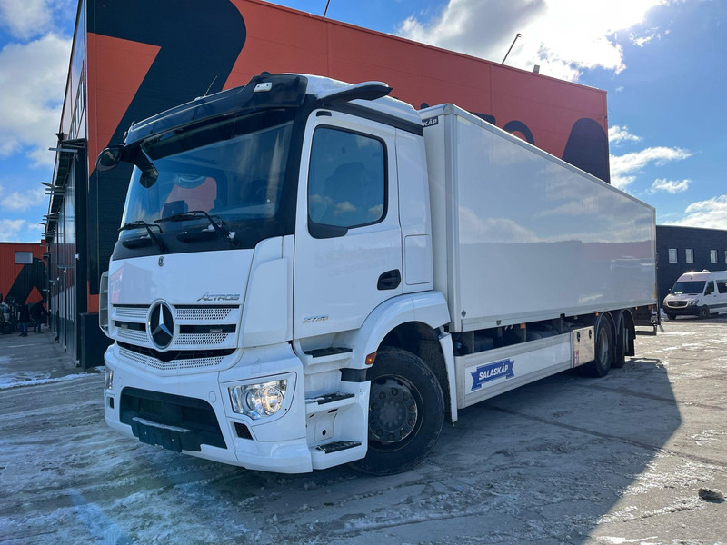 Mercedes-Benz Actros 2735 6x2*4 BOX L=8476 mm - Camión caja cerrada: foto 2 Mercedes-Benz Actros 2735 6x2*4 BOX L=8476 mm - Camión caja cerrada: foto 2