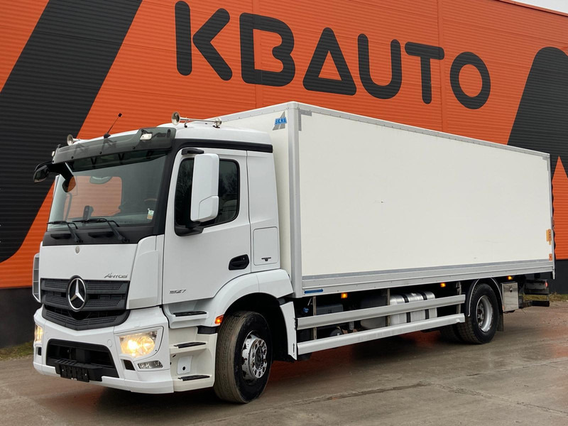 Mercedes-Benz Antos 1827 4x2 BOX L=7538 mm - Camión caja cerrada: foto 1 Mercedes-Benz Antos 1827 4x2 BOX L=7538 mm - Camión caja cerrada: foto 1