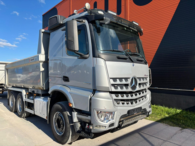 Mercedes-Benz Arocs 2658 6x4 RETARDER / BOX L=4541mm - Camión volquete: foto 3 Mercedes-Benz Arocs 2658 6x4 RETARDER / BOX L=4541mm - Camión volquete: foto 3