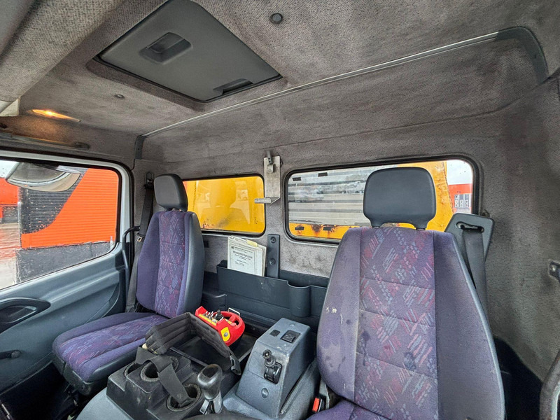 Camión chasis Mercedes-Benz Atego 2628 6x4 FOR SALE AS CHASSIS / LOW MILEAGE !: foto 16 Camión chasis Mercedes-Benz Atego 2628 6x4 FOR SALE AS CHASSIS / LOW MILEAGE !: foto 16