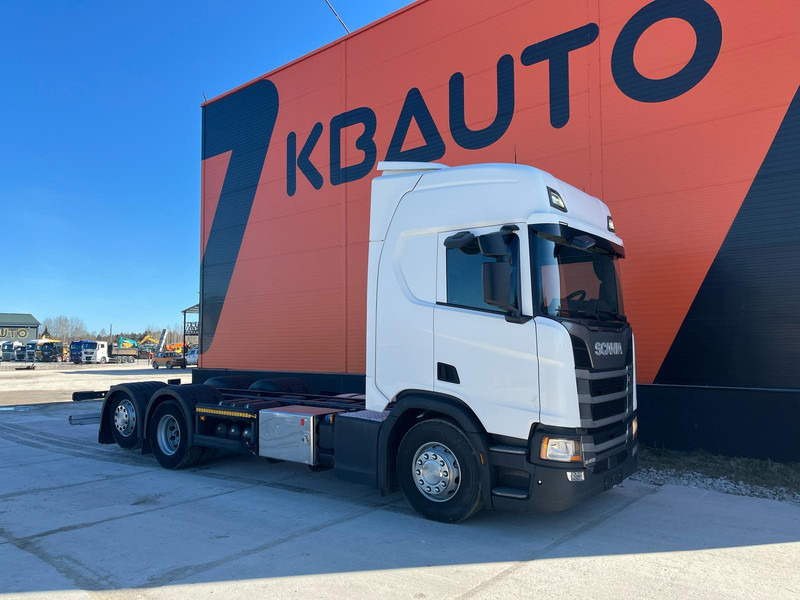 Scania R 450 6x2*4 9 TON FRONT AXLE / RETARDER / CHASSIS L=7286 mm - Camión chasis: foto 4 Scania R 450 6x2*4 9 TON FRONT AXLE / RETARDER / CHASSIS L=7286 mm - Camión chasis: foto 4