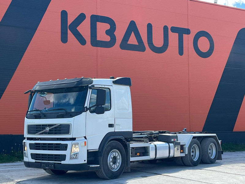 Volvo FM 420 6x4 HIAB 20 ton / L=5600 mm - Camión multibasculante: foto 1 Volvo FM 420 6x4 HIAB 20 ton / L=5600 mm - Camión multibasculante: foto 1
