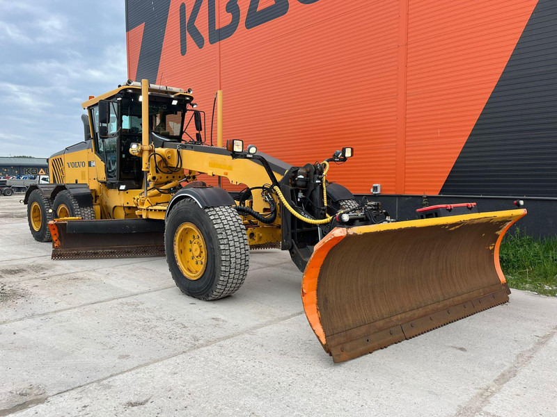 Volvo G946 LEICA 3D / AC / CENTRAL LUBRICATION / FULL REBUILD GEARBOX WITH WARRANTY / NEW CLUTCH - Grader: foto 3 Volvo G946 LEICA 3D / AC / CENTRAL LUBRICATION / FULL REBUILD GEARBOX WITH WARRANTY / NEW CLUTCH - Grader: foto 3