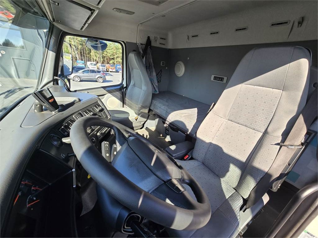 Limpieza de alcantarillado Volvo Disab Centurion vacuum suction loader: foto 28