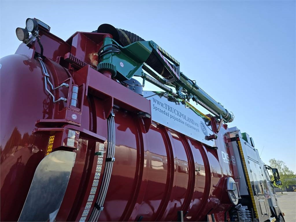 Limpieza de alcantarillado Volvo Disab Centurion vacuum suction loader: foto 16