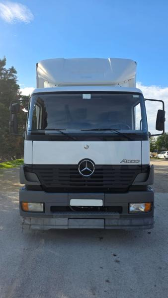 Mercedes Atego 1823 - Camión frigorífico: foto 2 Mercedes Atego 1823 - Camión frigorífico: foto 2
