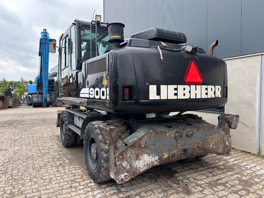 Liebherr A 900 C - A900 - A 904 C - Excavadora de ruedas: foto 4 Liebherr A 900 C - A900 - A 904 C - Excavadora de ruedas: foto 4