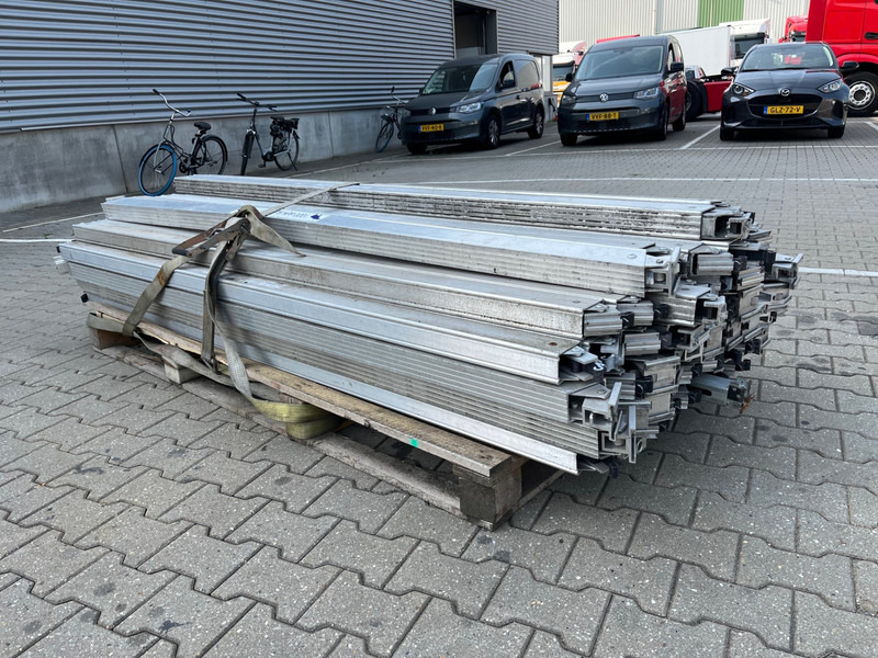 Allsafe Double Stock Balken / Load Capicity 1000 KG / 62 pieces - Carrocería y exterior: foto 4 Allsafe Double Stock Balken / Load Capicity 1000 KG / 62 pieces - Carrocería y exterior: foto 4