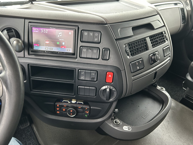 DAF XF 480 FT Space Cab / 450 dkm / New Tacho V2 / 2 Tanks / APK TUV 07-26 - Cabeza tractora: foto 5 DAF XF 480 FT Space Cab / 450 dkm / New Tacho V2 / 2 Tanks / APK TUV 07-26 - Cabeza tractora: foto 5