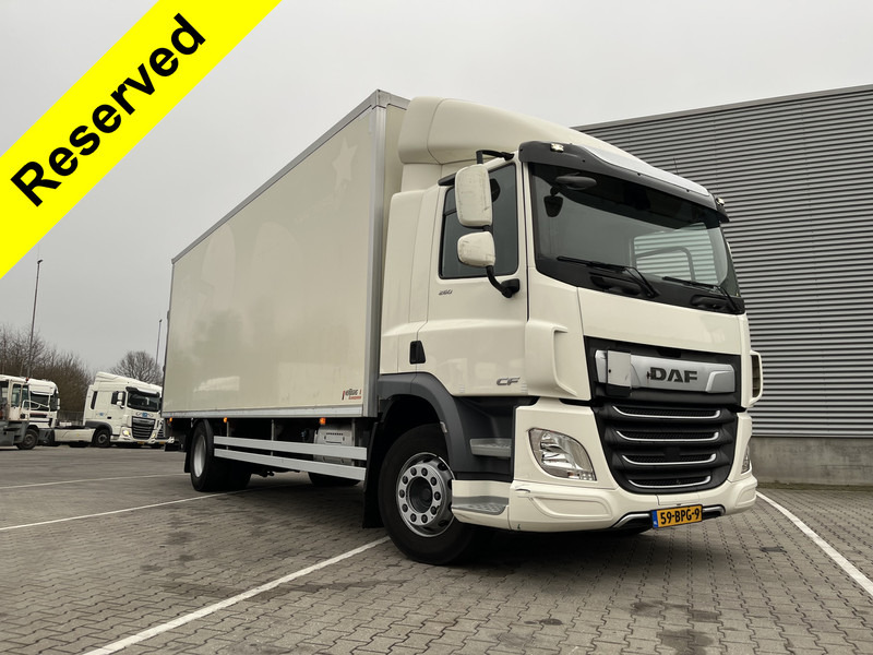 DAF CF 260 FA / 18 Ton / 350 dkm / Box 7.5 m / Laadklep / APK TUV 04-26 - Camión caja cerrada: foto 1 DAF CF 260 FA / 18 Ton / 350 dkm / Box 7.5 m / Laadklep / APK TUV 04-26 - Camión caja cerrada: foto 1