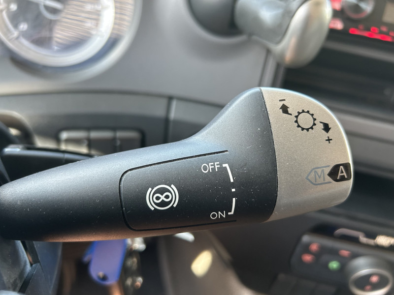 DAF CF 260 FA / Carrier Koeler - 30 gr / Chereau Frigobox / Laadklep 2000 kg - Camión frigorífico: foto 5 DAF CF 260 FA / Carrier Koeler - 30 gr / Chereau Frigobox / Laadklep 2000 kg - Camión frigorífico: foto 5