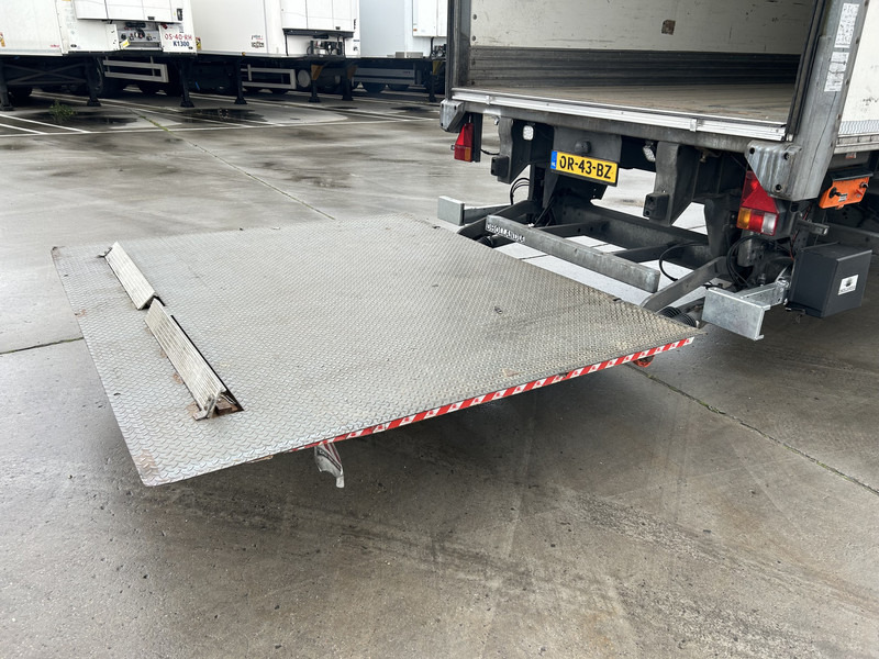 Fruehauf FSR MD4 / Box / Loadlift 2000 kg / Lift axle / APK TUV 12-25 - Semirremolque caja cerrada: foto 5 Fruehauf FSR MD4 / Box / Loadlift 2000 kg / Lift axle / APK TUV 12-25 - Semirremolque caja cerrada: foto 5