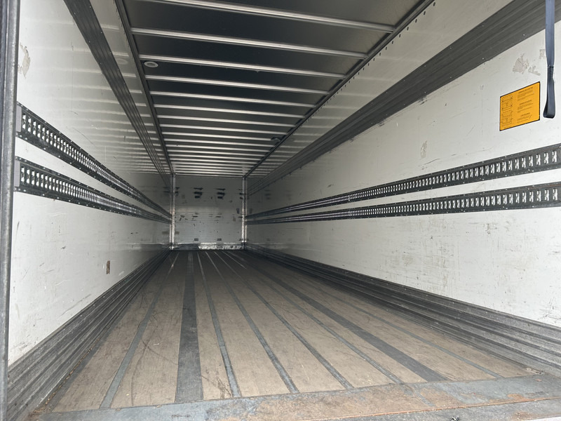 Fruehauf FSR MD4 / Box / Loadlift 2000 kg / Lift axle / APK TUV 12-25 - Semirremolque caja cerrada: foto 3 Fruehauf FSR MD4 / Box / Loadlift 2000 kg / Lift axle / APK TUV 12-25 - Semirremolque caja cerrada: foto 3