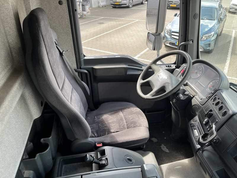 MAN TGL 12.180 Euro 4 / 12 Ton / 781 dkm / Canvas Box / APK TUV 10-25 - Camión caja cerrada: foto 3 MAN TGL 12.180 Euro 4 / 12 Ton / 781 dkm / Canvas Box / APK TUV 10-25 - Camión caja cerrada: foto 3