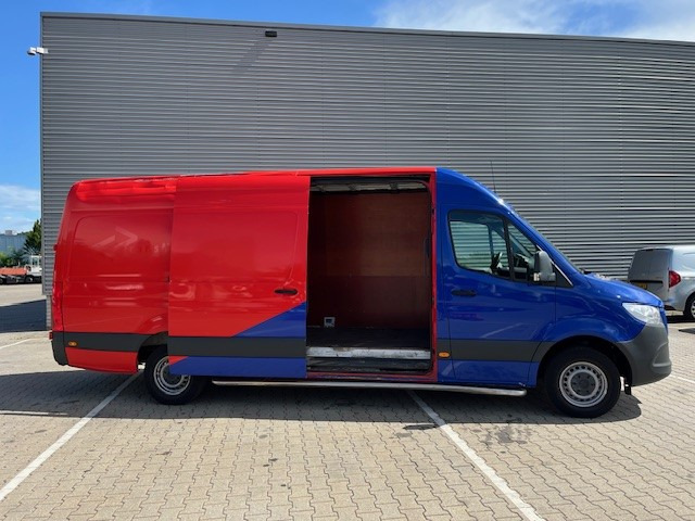 Mercedes-Benz Sprinter 311 / 2.2 CDI / L3 H2 / Automatic / APK-TUV 02-26 - Furgoneta pequeña: foto 3 Mercedes-Benz Sprinter 311 / 2.2 CDI / L3 H2 / Automatic / APK-TUV 02-26 - Furgoneta pequeña: foto 3