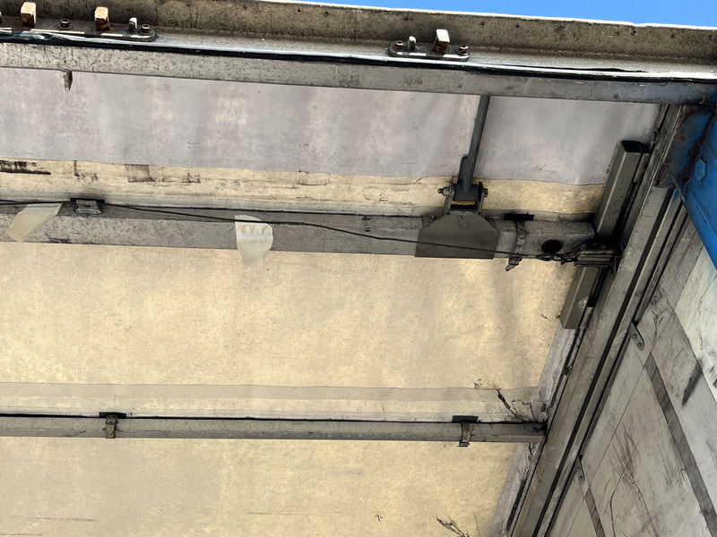 Samro ST 39 WH / Curtainside / 3 axle BPW Disk / NL Trailer - Semirremolque lona: foto 4 Samro ST 39 WH / Curtainside / 3 axle BPW Disk / NL Trailer - Semirremolque lona: foto 4