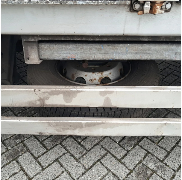 DAF LF 210 - Camión: foto 4 DAF LF 210 - Camión: foto 4