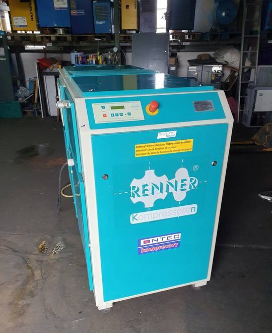 KOMPRESOR ŚRUBOWY RENNER 22 KW - Compresor de aire: foto 1 KOMPRESOR ŚRUBOWY RENNER 22 KW - Compresor de aire: foto 1