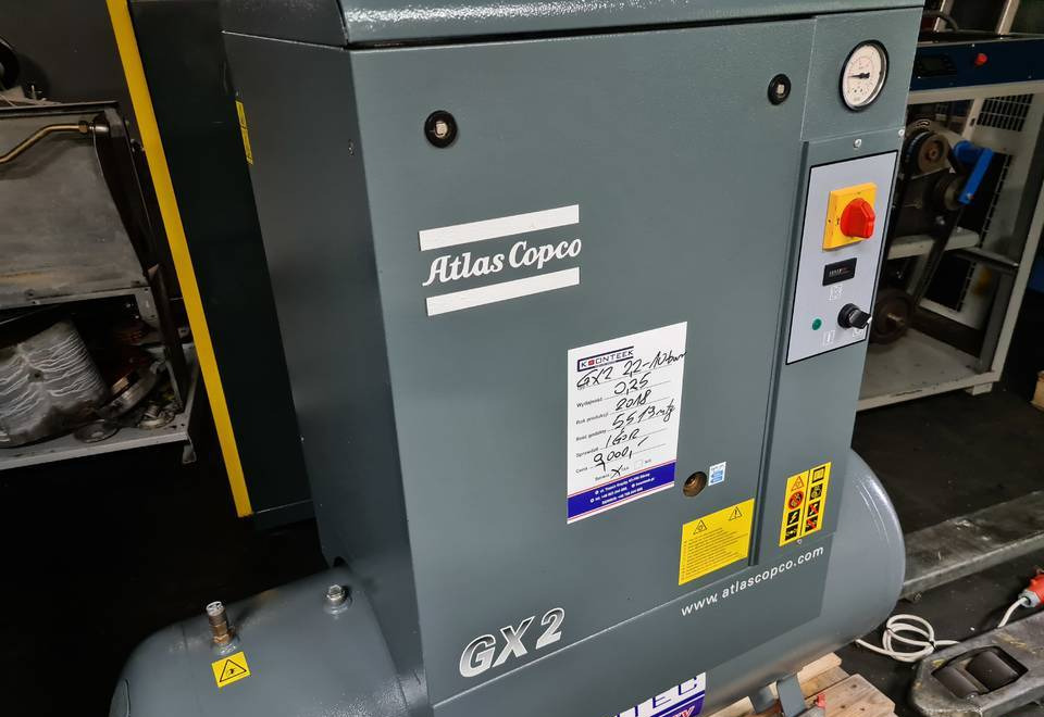 Kompresor śrubowy ATLAS COPCO GX2 2,2 kw - Compresor de aire: foto 1 Kompresor śrubowy ATLAS COPCO GX2 2,2 kw - Compresor de aire: foto 1