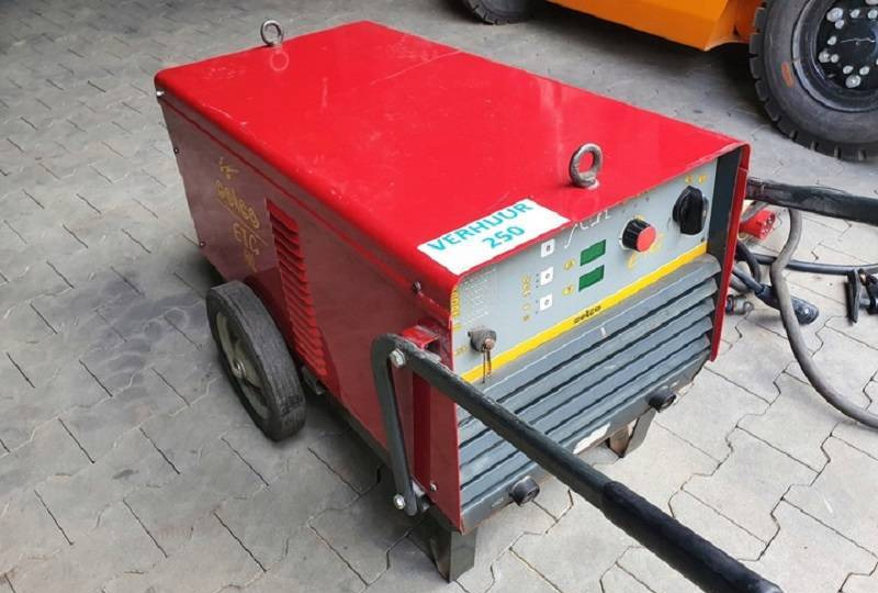 SELCO ETG 602, - Equipo de soldadura: foto 1 SELCO ETG 602, - Equipo de soldadura: foto 1