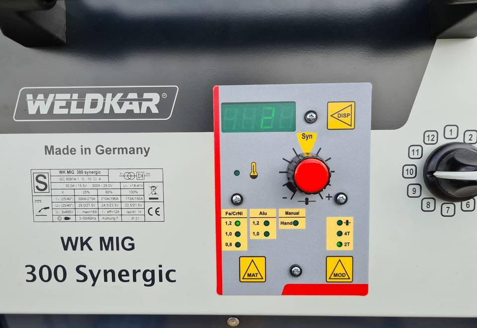 SPAWARKA MIG WELDKAR 300 Synergic 300A - Equipo de soldadura: foto 4 SPAWARKA MIG WELDKAR 300 Synergic 300A - Equipo de soldadura: foto 4