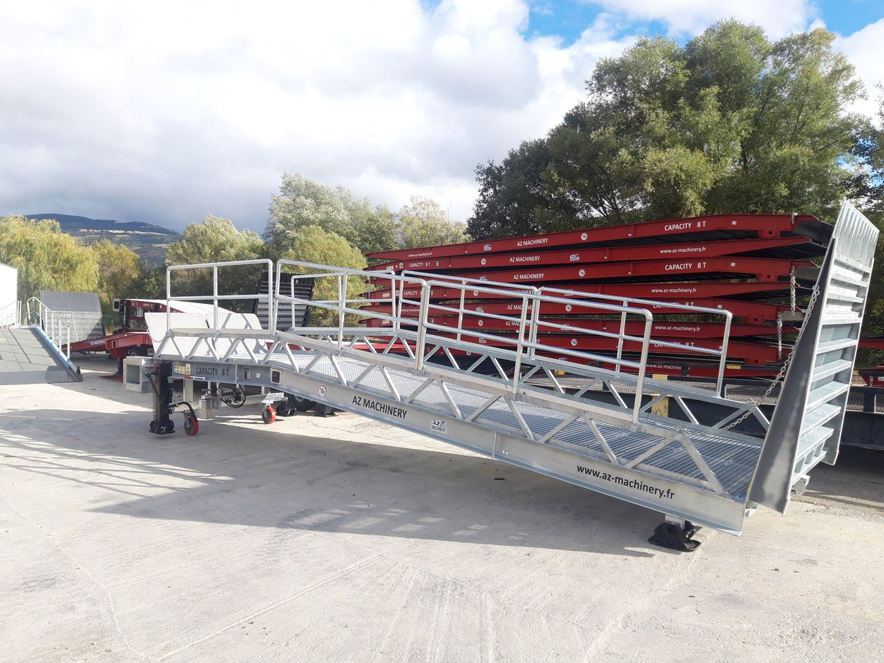 Rampa de carga nuevo Loading Ramp with with hydraulic tilting bridge -  AZ RAMP - STAR- 8T FULL GALVA: foto 8