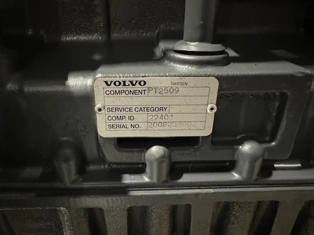 Volvo PT2509 22401 22671 - Caja de cambios para Dúmper articulado: foto 2 Volvo PT2509 22401 22671 - Caja de cambios para Dúmper articulado: foto 2