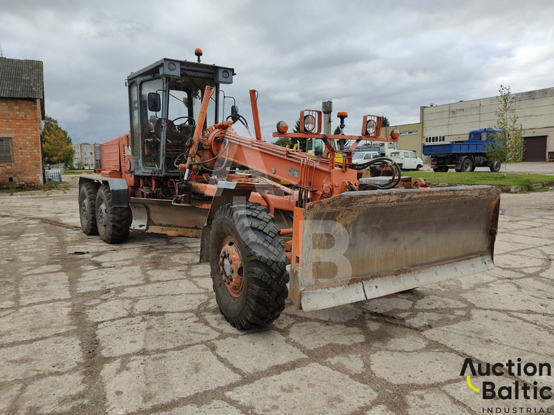 Brianskiy arsenal Brianskij Arsenal GS-14.02 - Grader: foto 3 Brianskiy arsenal Brianskij Arsenal GS-14.02 - Grader: foto 3