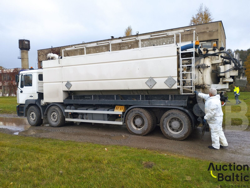 MAN T 46 - Limpieza de alcantarillado: foto 3 MAN T 46 - Limpieza de alcantarillado: foto 3