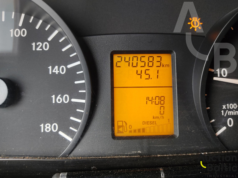 Camión caja abierta, Camión grúa Mercedes-Benz Sprinter 515 CDI: foto 9 Camión caja abierta, Camión grúa Mercedes-Benz Sprinter 515 CDI: foto 9