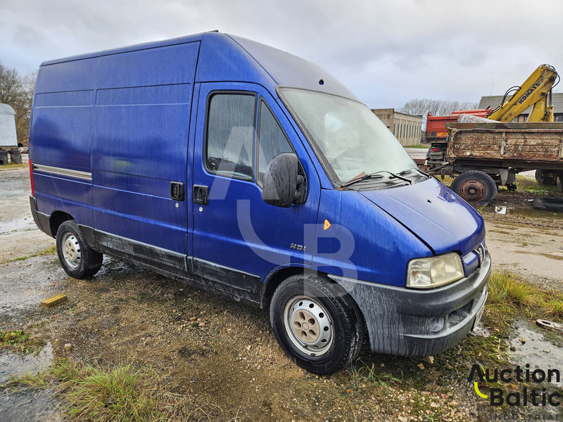 Peugeot Boxer - Furgoneta pequeña: foto 2 Peugeot Boxer - Furgoneta pequeña: foto 2