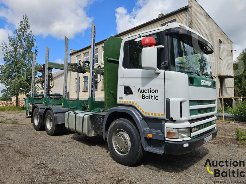Scania R 124 GB - Remolque forestal: foto 2 Scania R 124 GB - Remolque forestal: foto 2