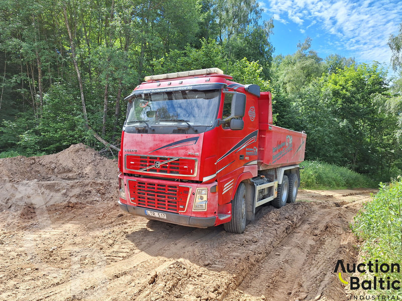 Volvo FH 16 6X4 - Camión volquete: foto 1 Volvo FH 16 6X4 - Camión volquete: foto 1