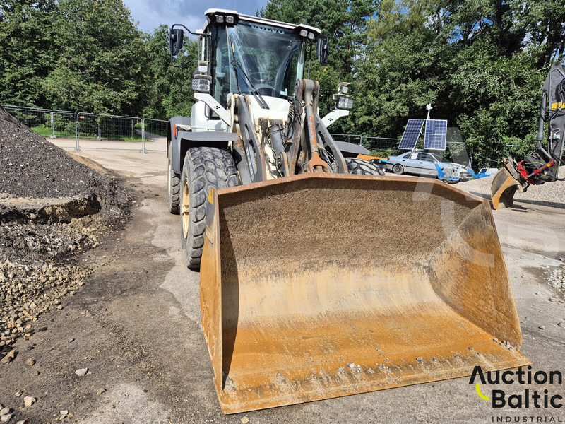 Volvo L 90 - Cargadora de ruedas: foto 2 Volvo L 90 - Cargadora de ruedas: foto 2