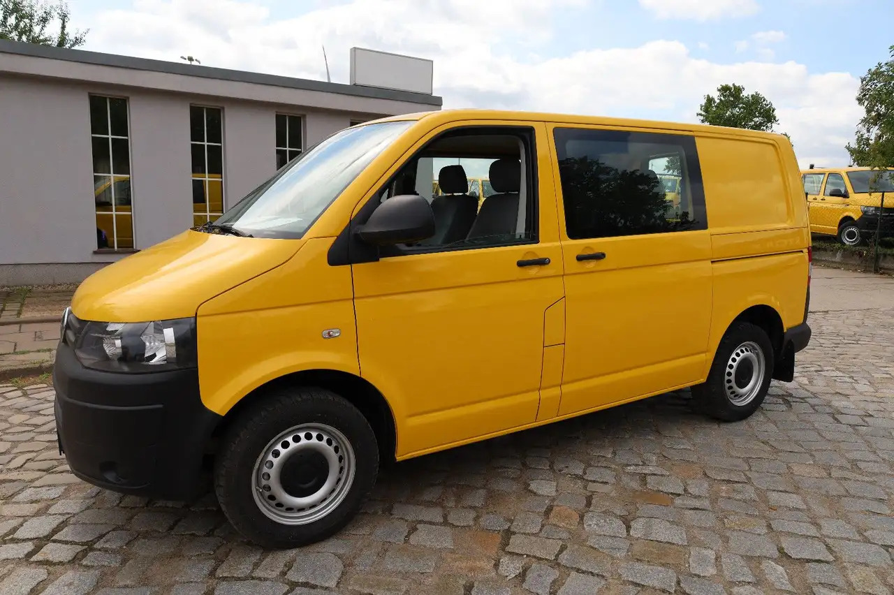 Volkswagen T5 Transporter Kasten-Kombi 2.0 TDI/EU5/5-Sitze - Coche: foto 3 Volkswagen T5 Transporter Kasten-Kombi 2.0 TDI/EU5/5-Sitze - Coche: foto 3