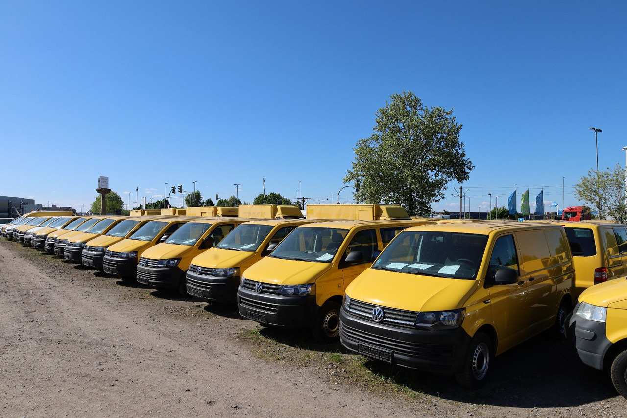 Volkswagen T6 Transporter Kasten2.0 TDI/EU5/1.Hand - Furgoneta pequeña: foto 1 Volkswagen T6 Transporter Kasten2.0 TDI/EU5/1.Hand - Furgoneta pequeña: foto 1