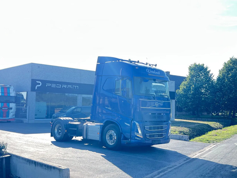 Volvo FH 460 LNG+Diesel **FH460 2022** - Cabeza tractora: foto 3 Volvo FH 460 LNG+Diesel **FH460 2022** - Cabeza tractora: foto 3
