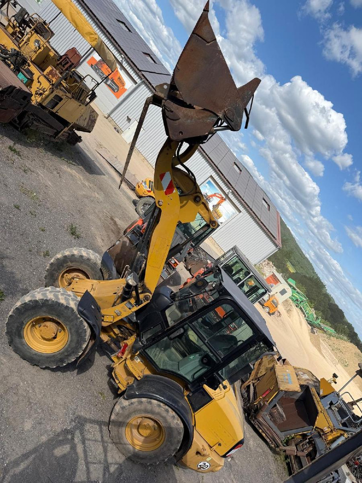 Cargadora de ruedas Caterpillar 908 H 2 mal verfügbar: foto 18