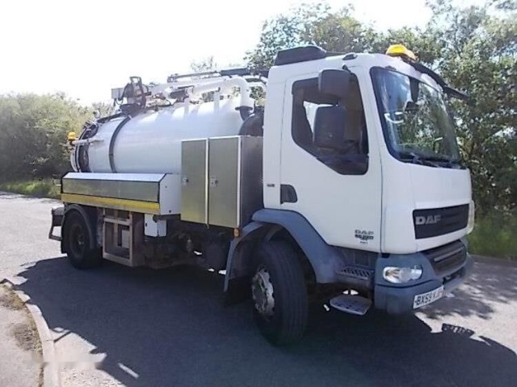 DAF LF55.250 combi tanker - Limpieza de alcantarillado: foto 3 DAF LF55.250 combi tanker - Limpieza de alcantarillado: foto 3