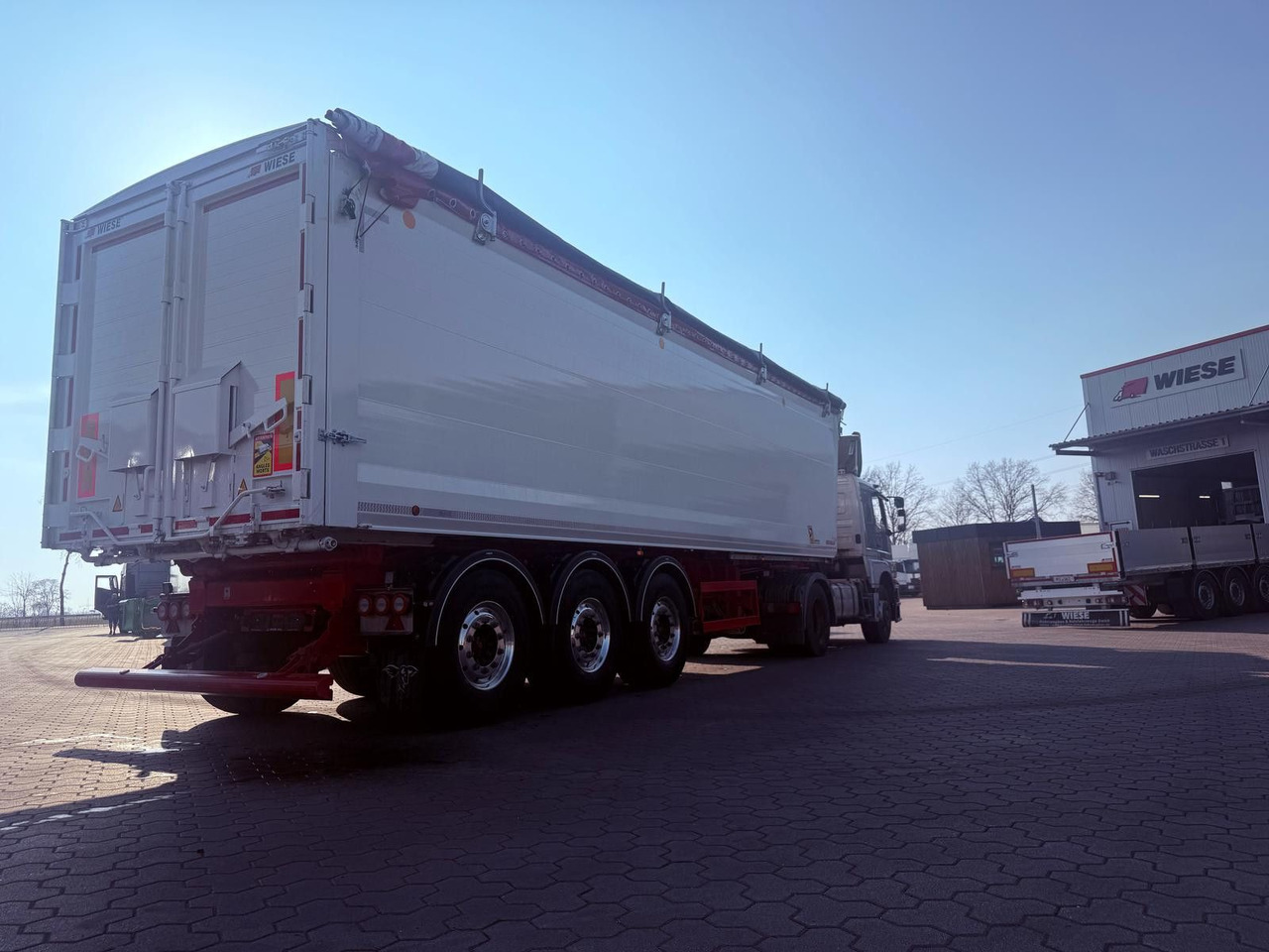 Benalu Bulkliner S 95 Kipper 50 m3 - Semirremolque volquete: foto 4 Benalu Bulkliner S 95 Kipper 50 m3 - Semirremolque volquete: foto 4
