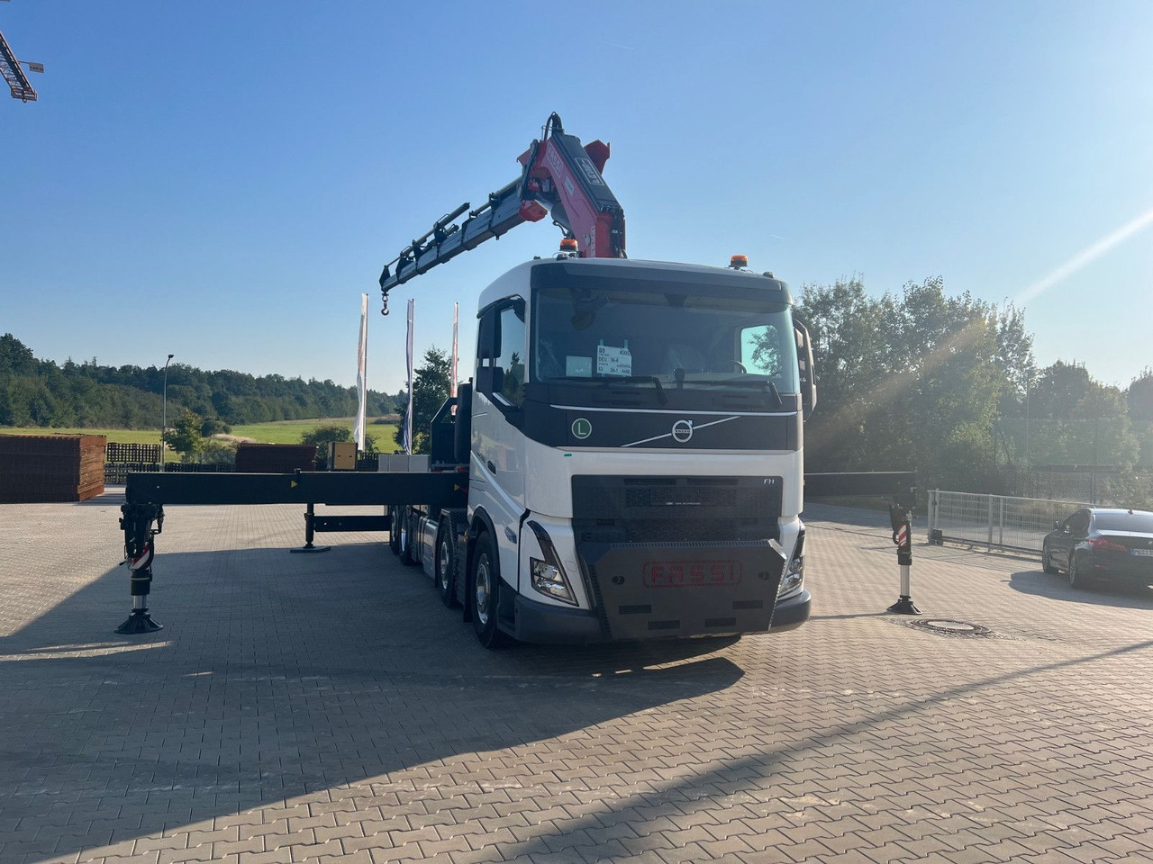 Volvo FH 500 8x2 Kran F710 RA2.26 - Camión, Camión grúa: foto 2 Volvo FH 500 8x2 Kran F710 RA2.26 - Camión, Camión grúa: foto 2