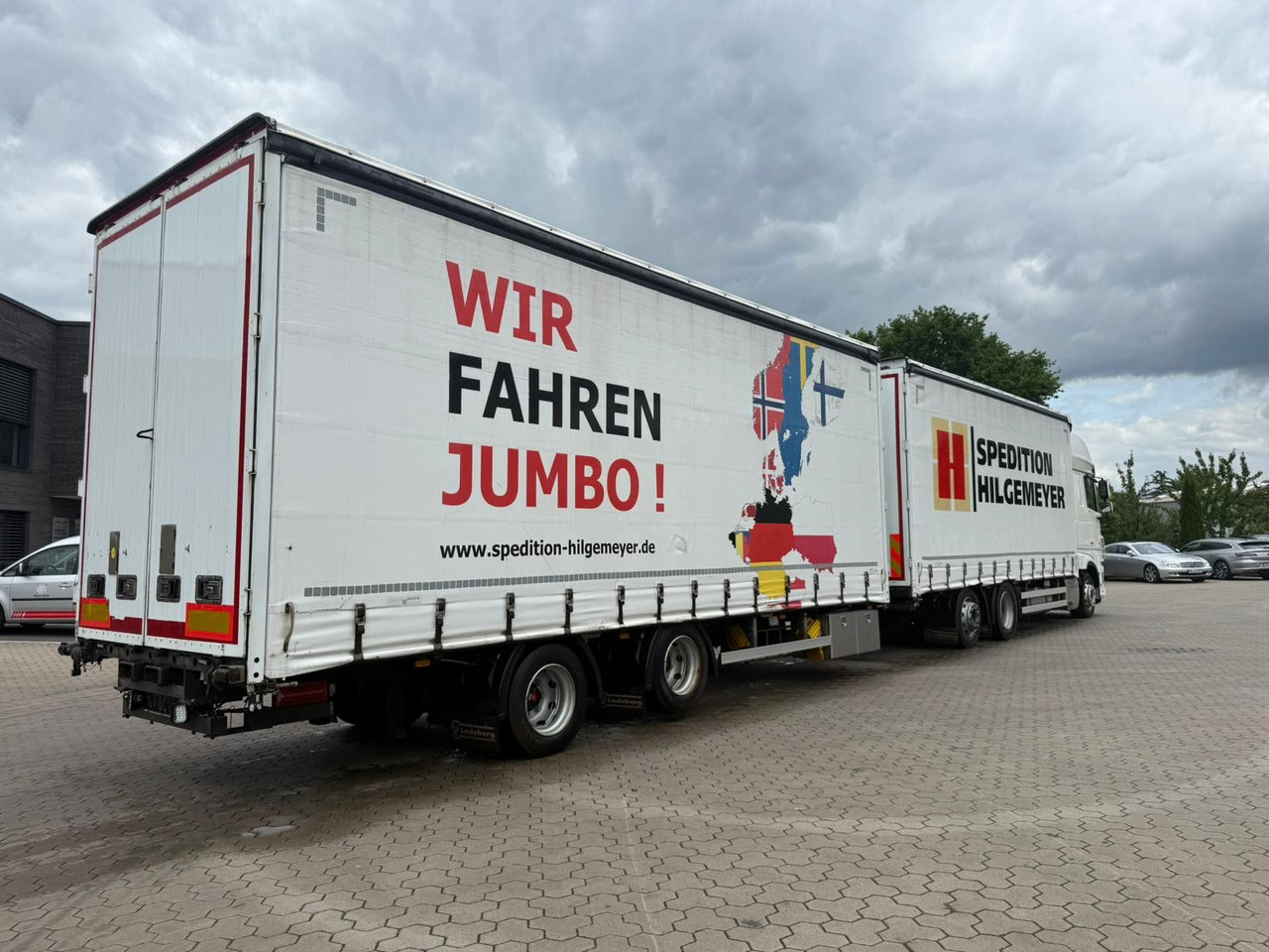 DAF XF 480 FAN LowDeck 6x2 Jumbo Inklusive Anhänger - Camión lona: foto 3 DAF XF 480 FAN LowDeck 6x2 Jumbo Inklusive Anhänger - Camión lona: foto 3