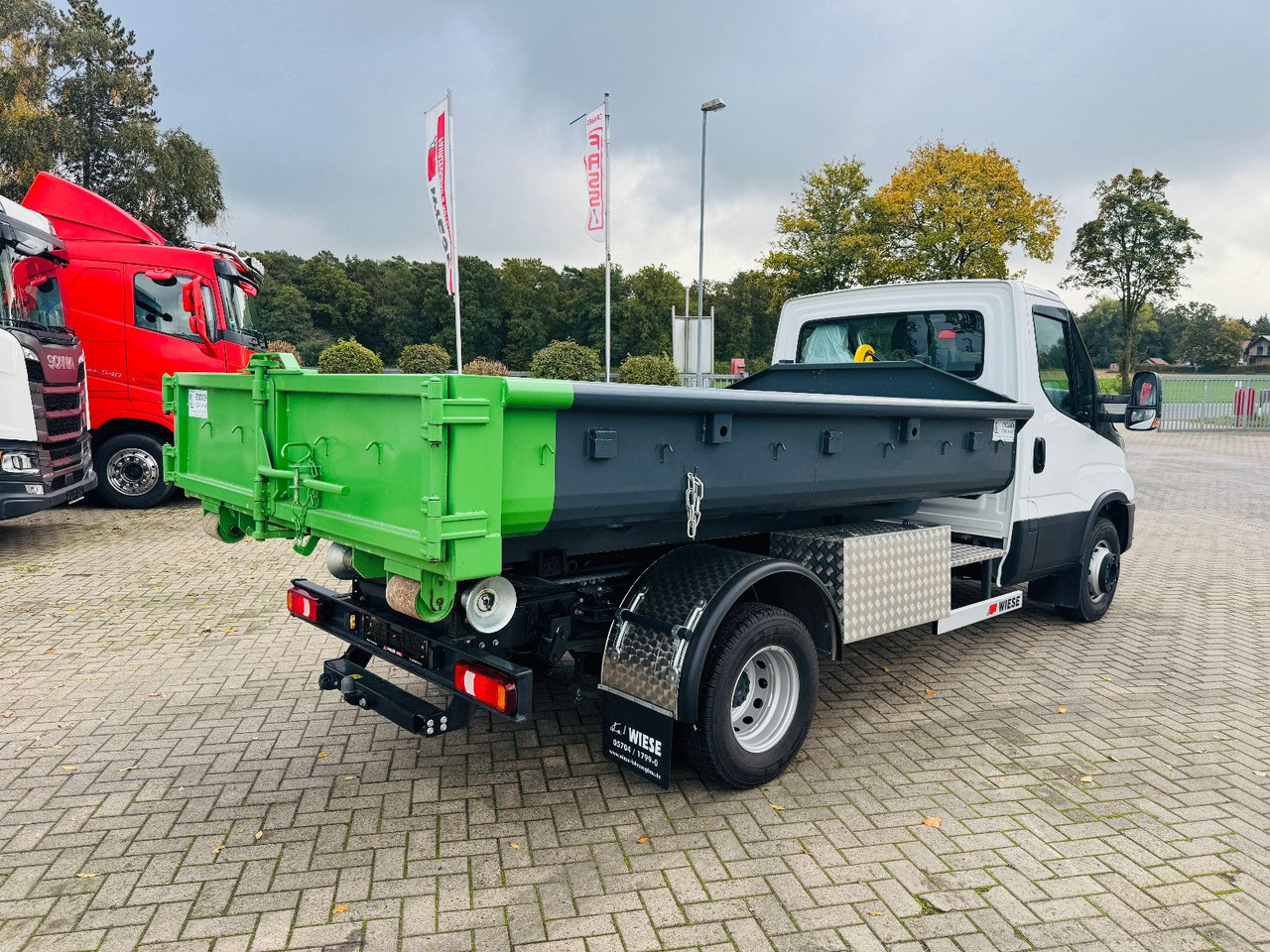 Iveco Daily 70C18H Hyva Abrollkipper - Camión multibasculante: foto 3 Iveco Daily 70C18H Hyva Abrollkipper - Camión multibasculante: foto 3