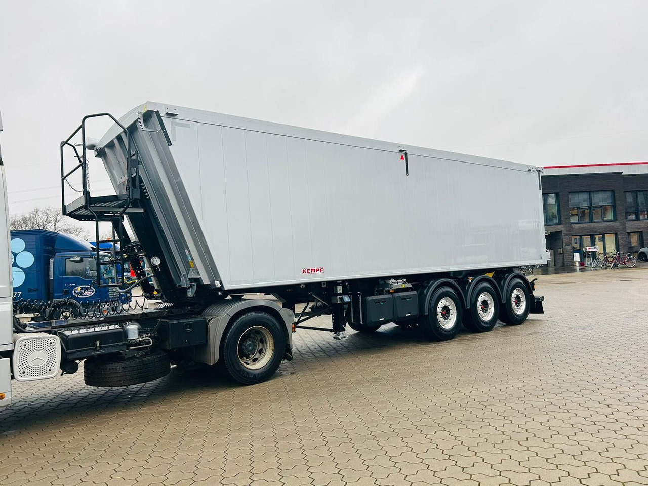 Kempf SKM 36/3 AK Alu Kipper 55 m³ Waschgerät - Semirremolque volquete: foto 4 Kempf SKM 36/3 AK Alu Kipper 55 m³ Waschgerät - Semirremolque volquete: foto 4