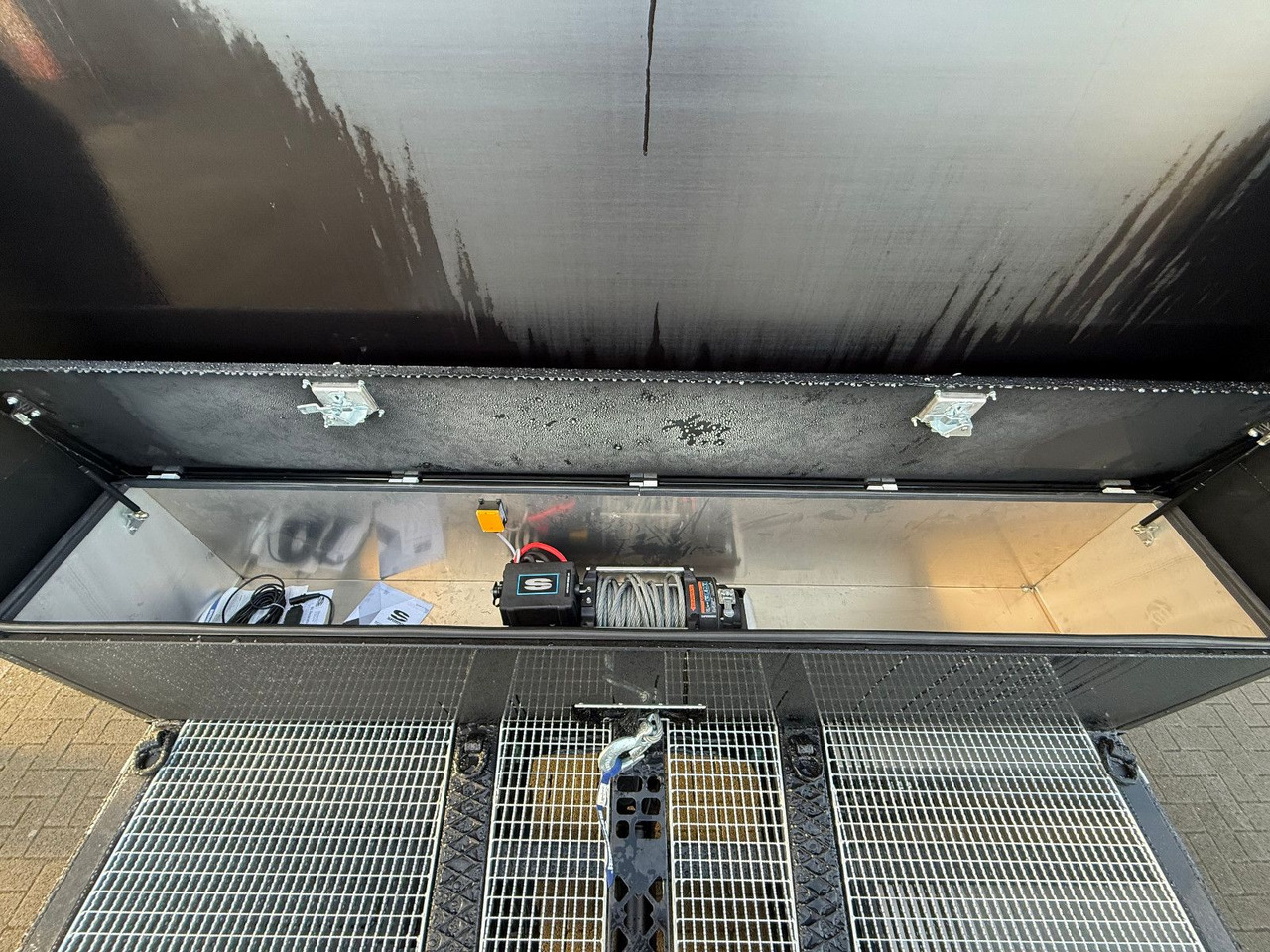 Leasing de  MAN Baumaschinen-  Arbeitsbühnentransporter Rampen MAN Baumaschinen-  Arbeitsbühnentransporter Rampen: foto 6