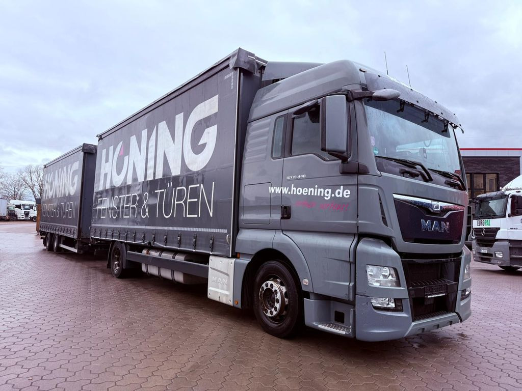 MAN TGX 18.440 LL Volumen LKW mit Staplerhalterung - Camión lona: foto 2 MAN TGX 18.440 LL Volumen LKW mit Staplerhalterung - Camión lona: foto 2