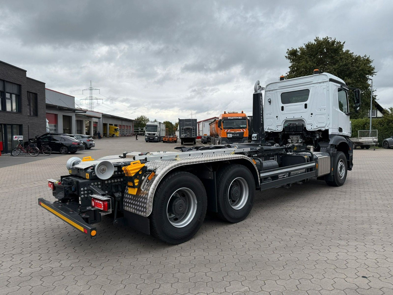 Mercedes-Benz Arocs 5 2651L 6 x4 Meiller RS 2170 - Camión multibasculante: foto 2 Mercedes-Benz Arocs 5 2651L 6 x4 Meiller RS 2170 - Camión multibasculante: foto 2