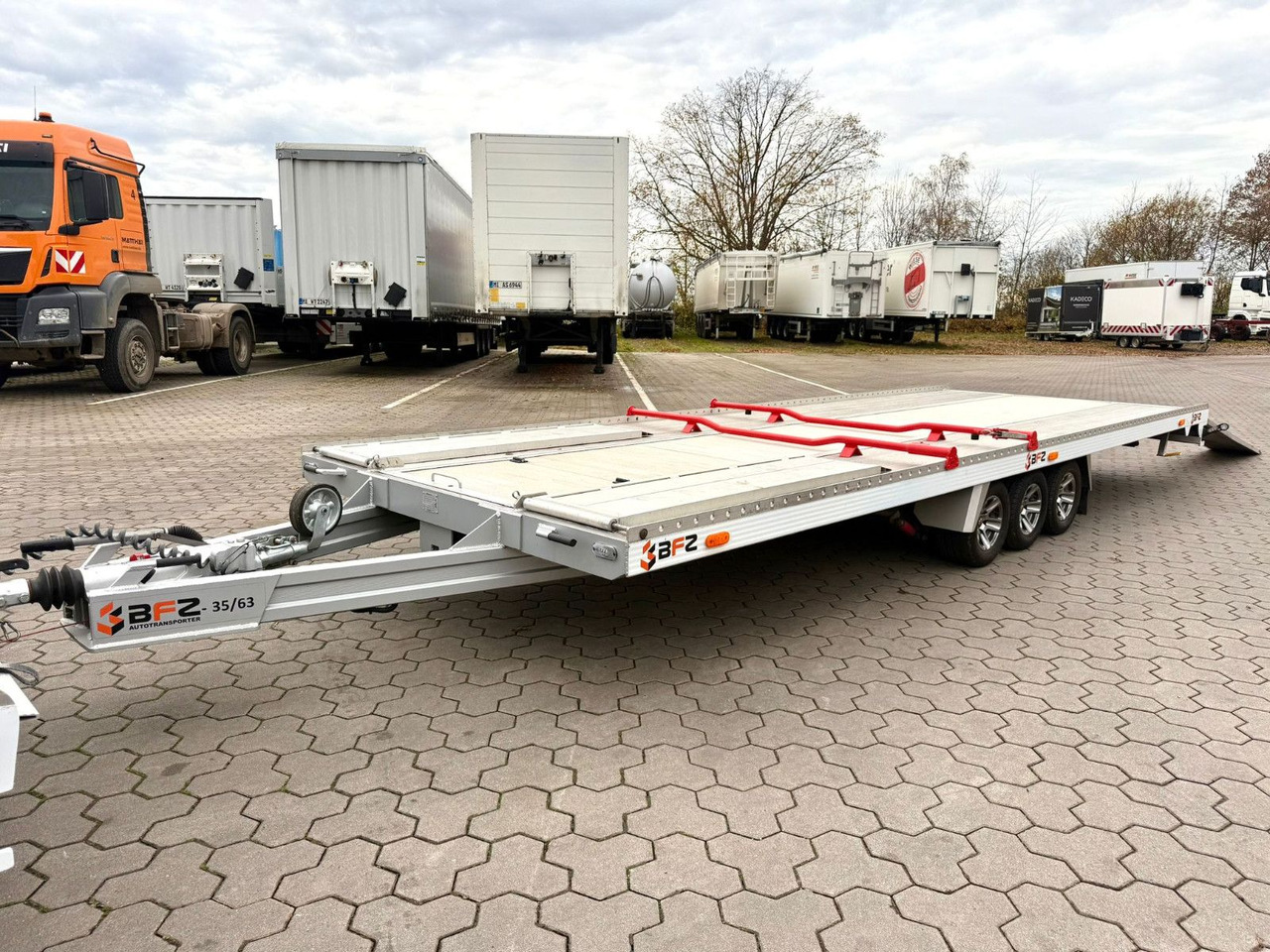 Camión portavehículos Mercedes-Benz Atego 918L Autotransporter mit BFZ Anhänger: foto 16 Camión portavehículos Mercedes-Benz Atego 918L Autotransporter mit BFZ Anhänger: foto 16