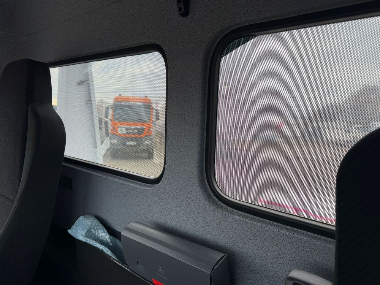 Camión portavehículos Mercedes-Benz Atego 918L Autotransporter mit BFZ Anhänger: foto 24 Camión portavehículos Mercedes-Benz Atego 918L Autotransporter mit BFZ Anhänger: foto 24