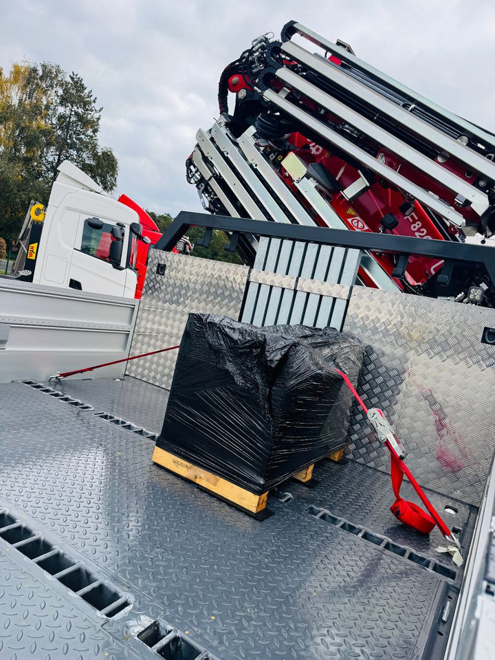 Camión grúa Volvo FH 500 8x4 Kran F820 RA2.27 Jib & Winde Sofort: foto 7